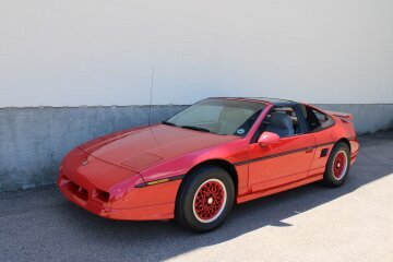1988 Pontiac Fiero GT