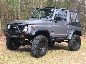 1988 Suzuki Samurai 4WD Soft Top