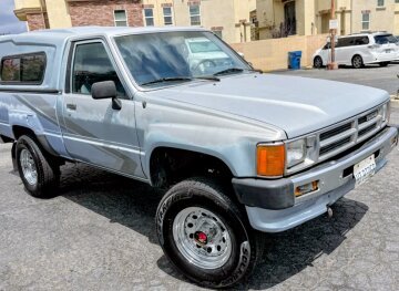 1988 Toyota Pickup 4x4 Regular Cab SR5 Long Bed