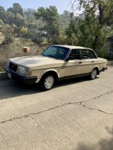 1988 Volvo 240 Sedan