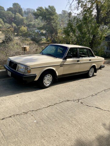 1988 Volvo 240 Sedan