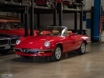1989 Alfa Romeo Spider Veloce