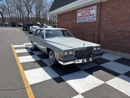 Photo 1 for 1989 Cadillac Brougham
