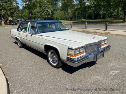 Photo 1 for 1989 Cadillac Brougham