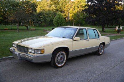 Photo 1 for 1989 Cadillac De Ville Sedan