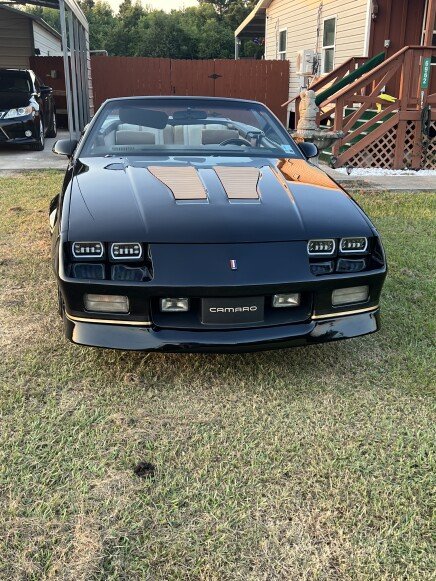 Photo 1 for 1989 Chevrolet Camaro IROC-Z Convertible for Sale by Owner