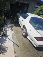 Thumbnail Photo 2 for 1989 Chevrolet Camaro IROC-Z Coupe for Sale by Owner