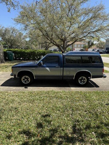 1989 Chevrolet S10 Pickup 2WD Regular Cab