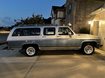 1989 Chevrolet Suburban 2WD