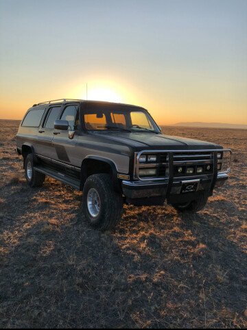 1989 Chevrolet Suburban 4WD