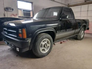 1989 Dodge Dakota 2WD Regular Cab