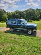 Thumbnail Photo 2 for 1989 Ford Bronco II 4WD for Sale by Owner