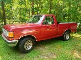 1989 Ford F150 2WD Regular Cab