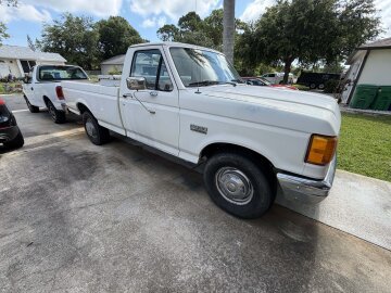 1989 Ford F250 2WD Regular Cab