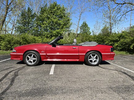 Photo 1 for 1989 Ford Mustang GT Convertible