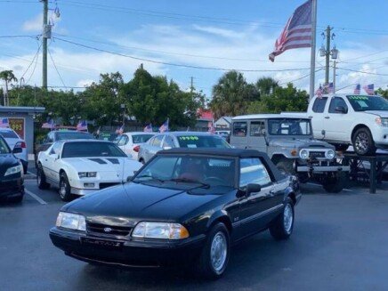 Photo 1 for 1989 Ford Mustang