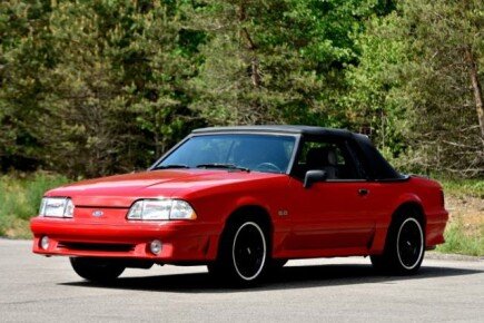 Photo 1 for 1989 Ford Mustang GT