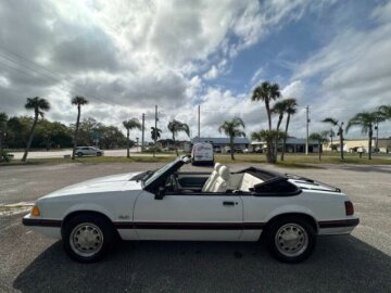 1989 Ford Mustang