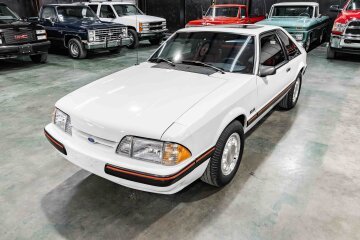 1989 Ford Mustang LX V8 Hatchback