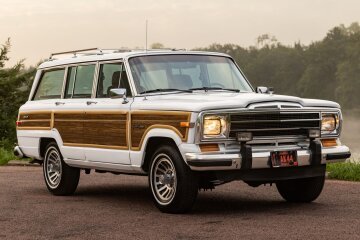 1989 Jeep Grand Wagoneer