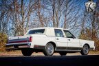 Thumbnail Photo 6 for 1989 Lincoln Town Car