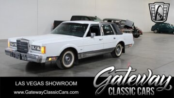 1989 Lincoln Town Car Signature