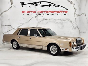 1989 Lincoln Town Car Signature