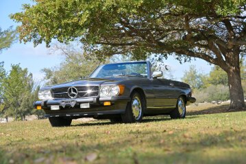 1989 Mercedes-Benz 560SL