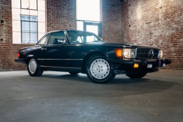 1989 Mercedes-Benz 560SL