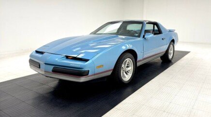 Photo 1 for 1989 Pontiac Firebird Formula