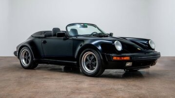 1989 Porsche 911 Carrera Cabriolet