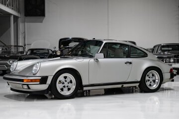 1989 Porsche 911 Carrera Coupe
