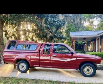 1989 Toyota Pickup 2WD Xtracab Deluxe