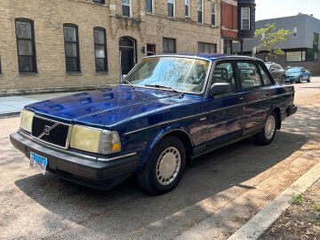 1989 Volvo 240 GL Sedan