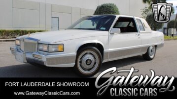 1990 Cadillac Fleetwood Coupe