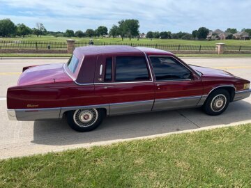 1990 Cadillac Fleetwood Sedan