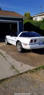 Thumbnail Photo 2 for 1990 Chevrolet Corvette