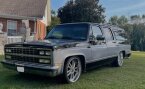 Thumbnail Photo 1 for 1990 Chevrolet Suburban