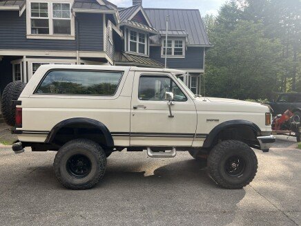 Photo 1 for 1990 Ford Bronco 2-Door for Sale by Owner