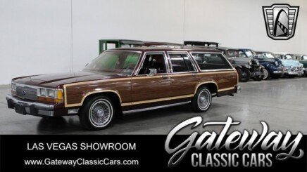Photo 1 for 1990 Ford Crown Victoria Country Squire Wagon