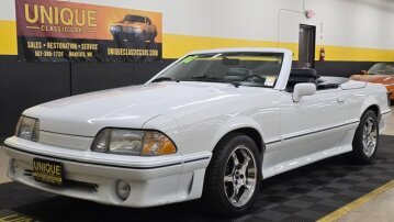 1990 Ford Mustang
