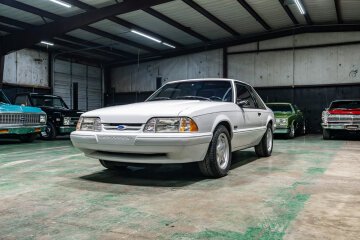 1990 Ford Mustang LX Coupe