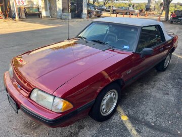 1990 Ford Mustang