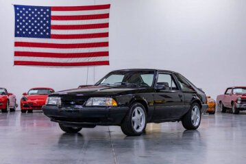 1990 Ford Mustang