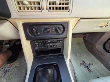 1990 Ford Mustang