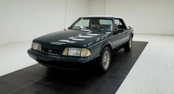 1990 Ford Mustang