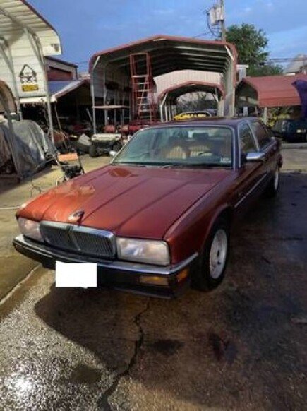 Photo 1 for 1990 Jaguar XJ6 Sovereign