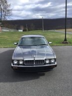 Thumbnail Photo 2 for 1990 Jaguar XJ6