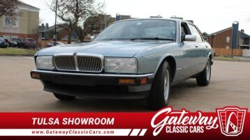 1990 Jaguar XJ Vanden Plas