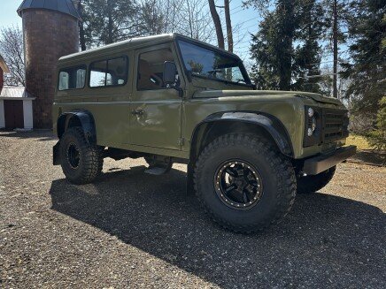 Photo 1 for 1990 Land Rover Defender 110 V8 for Sale by Owner